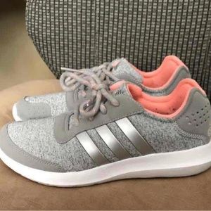 Adidas Supercloud Womens 6.5 sneaker